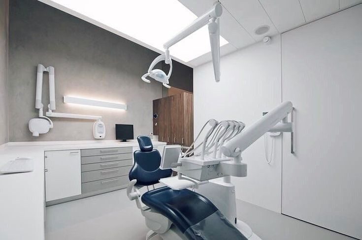 عيادة أسنان بالقرب مني